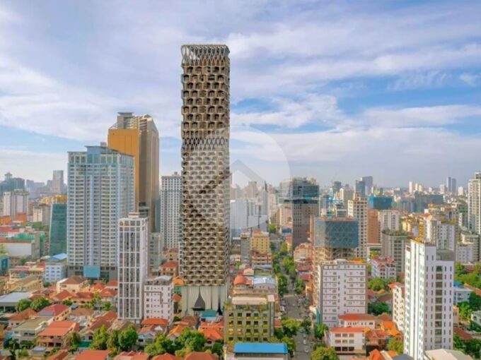 Time Square 6 Condo- Street 302