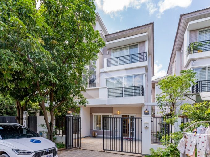 4 Bedroom Twin Villa For Rent-Borey Penghouth Boeng Snor