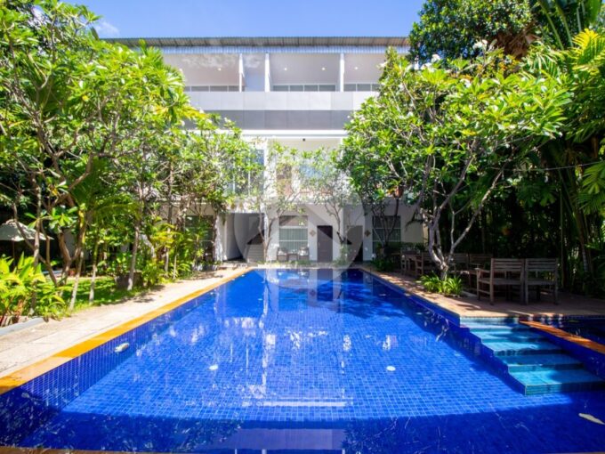 12 Bedroom Hotel Business For Sale - Sala Kamreuk