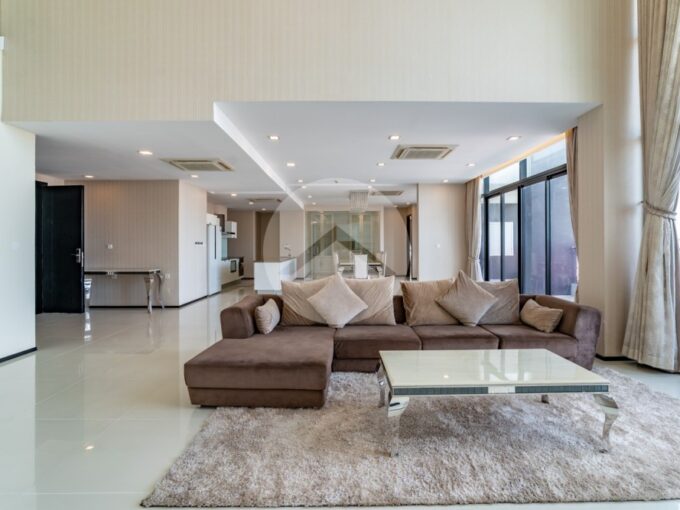5 Bedroom Duplex Serviced Penthouse For Rent - Beoung Raing