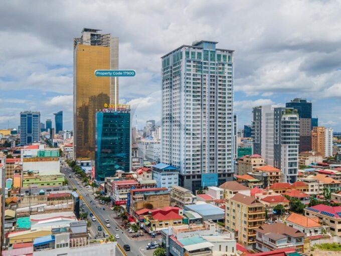300 Sqm Office Space For Rent - BKK1
