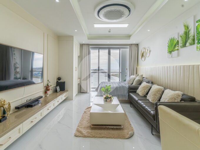7th Floor Studio For Sale - Diamond Bay Garden
