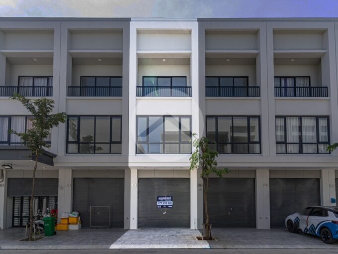 4 Bedroom Shophouse For Sale - Chip Mong Land Mark 6A