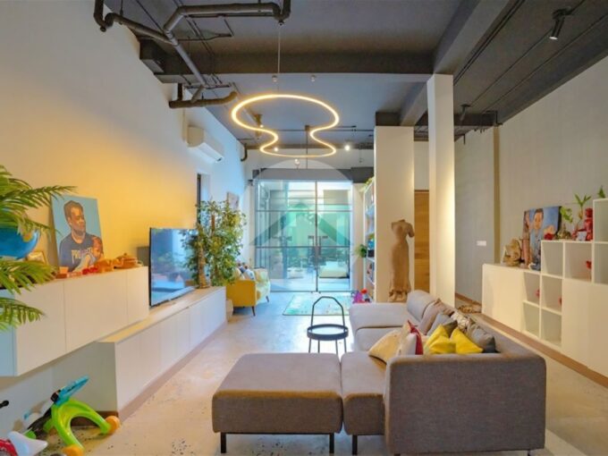 Luxury 4 Bedroom Villa For Sale - Chroy Changvar