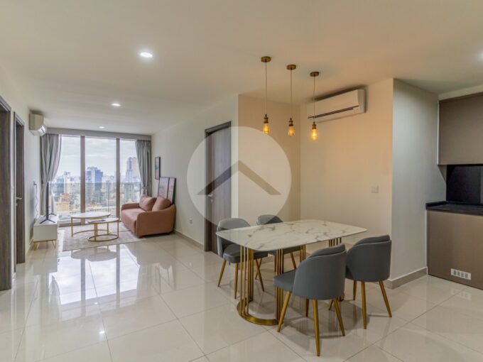 18th Floor 3 Bedroom Condo For Sale - The Peak