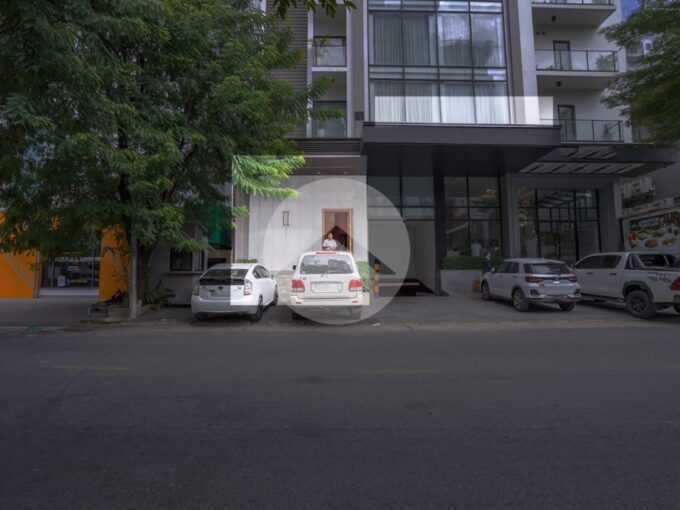 49.5 Sqm Retail Space For Rent - BKK1