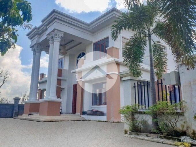 11 Bedroom Villa For Sale - Preaek Pra