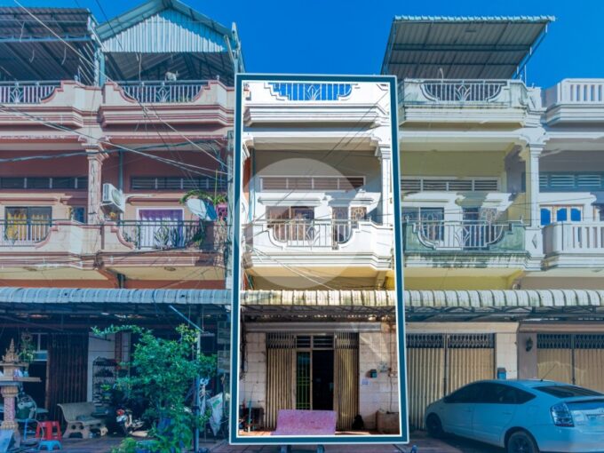 5 Bedroom House For Sale - Chreav
