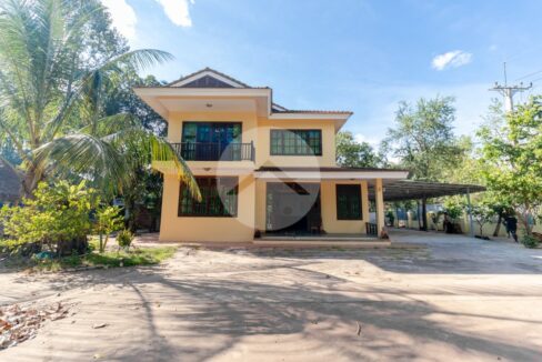 4 Bedroom Villa For Rent - Slor Kram