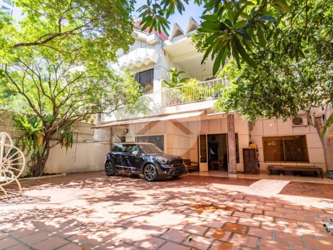 4 Bedroom Commercial Villa For Rent - Tonle Bassac