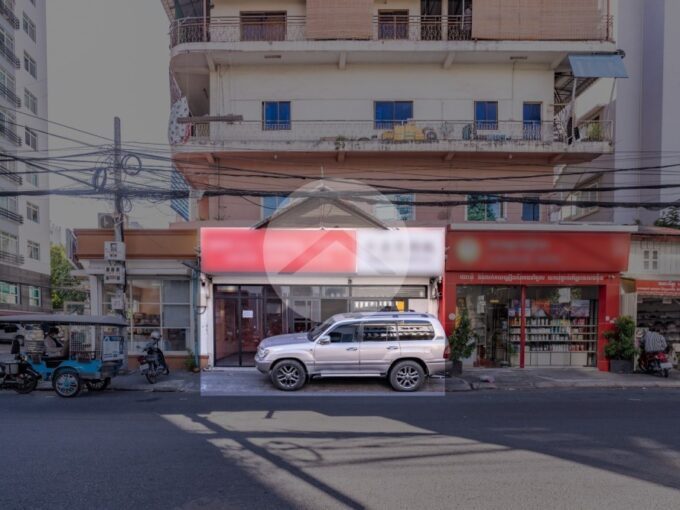 96 Sqm Retail Space For Rent - BKK1