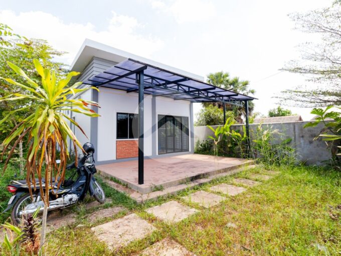 2 Bedroom House For Sale - Chreav
