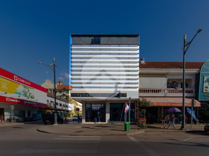 200 Sqm Commercial Building  For Rent - Svay Dangkum
