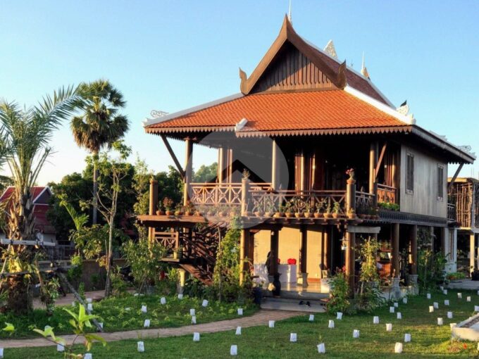 4 Bedroom Wooden Villa  For Rent - Sala Kamreuk