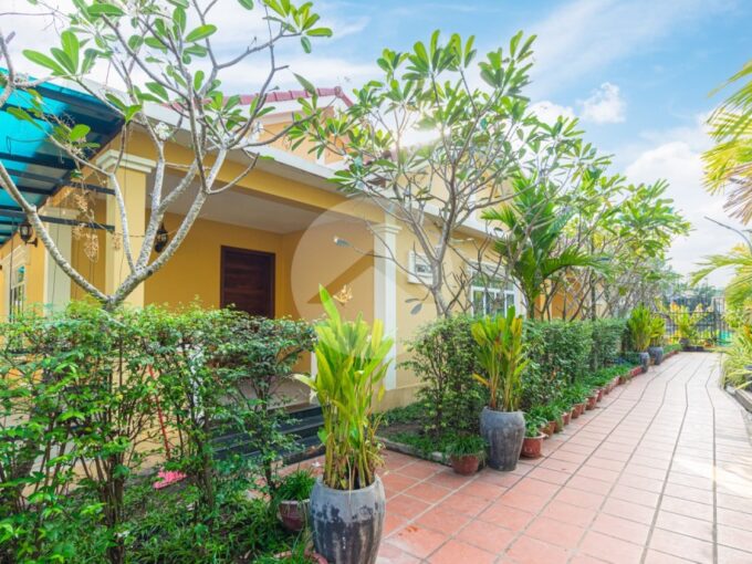 2 Bedroom Villa For Rent - Slor Kram
