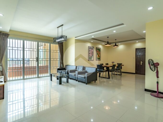 3 Bedroom Condo For Rent - Rose Condo