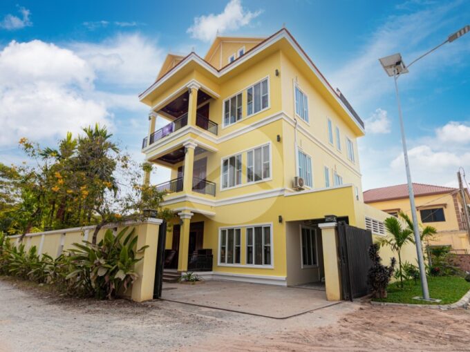 5 Bedroom Villa For Rent - Svay Dangkum