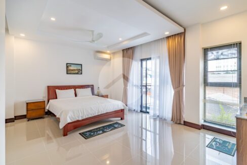33 Sqm Studio Serviced Apartment For Rent - BKK3