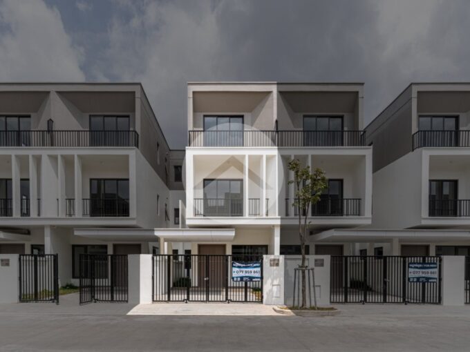 3 Bedroom Villa Plus Touch For Rent - Borey Chankiri