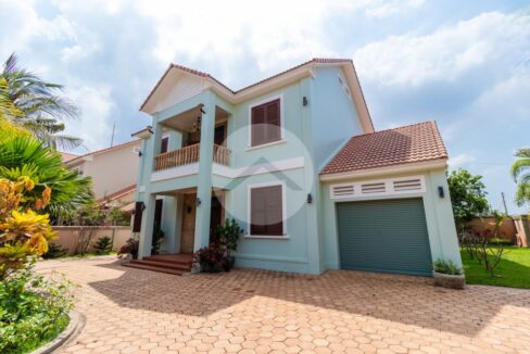 4 Bedroom Villa For Rent - Yen Dy II