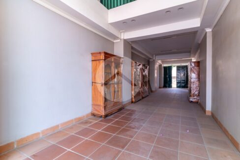 53 Sqm Retail Space For Rent - Toul Tum Poung 2