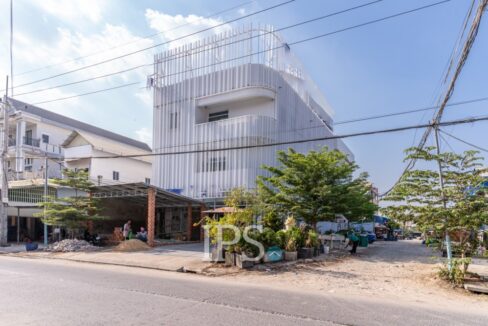 Commercial Building For Rent - Samraong Kraom