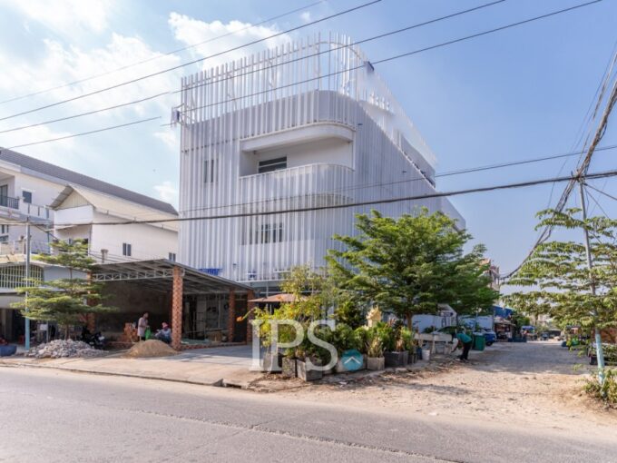 Commercial Building For Rent -  Samraong Kraom