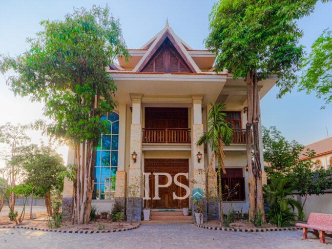 4 Bedroom Villa For Rent - Svay Dangkum