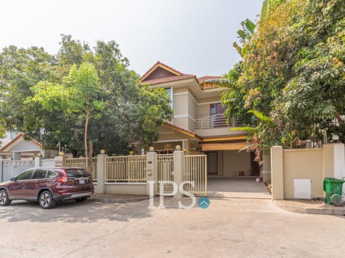 4 Bedroom Villa For Rent - Bassac Garden
