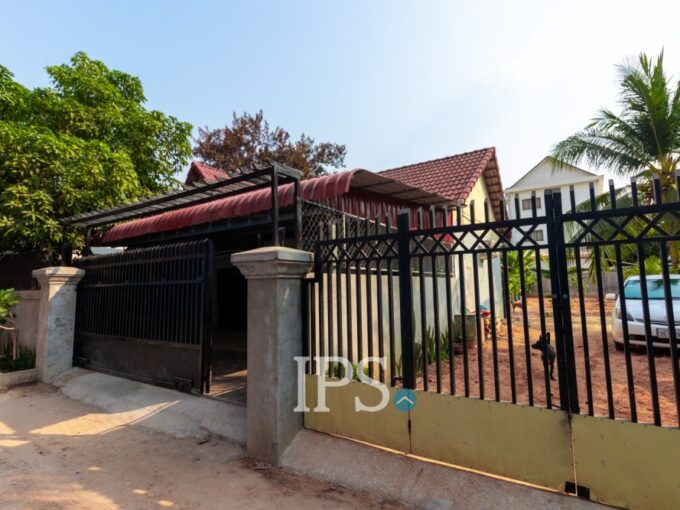 2 Bedroom House For Rent - Svay Dangkum