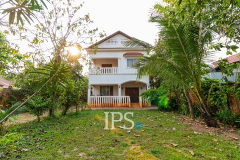 5 Bedroom House For Sale - Sangkat Siem Reap