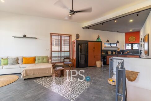 Ronovated 2 Bedroom Apartment For Sale - Oresey 1