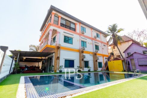 Hotel and Restaurant Bar For Rent - Wat Damnak