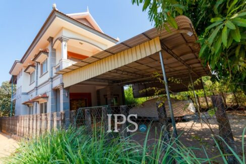 4 Bedroom House For Rent - Sala Kamreuk