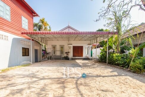 2 Bedroom House For Rent - Slor Kram