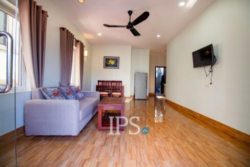 1 Bedroom Apartment For Rent - Slor Kram