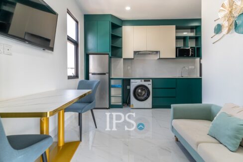 1 Bedroom Serviced Apartment For Rent - Phsar Doeum Kor