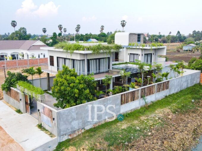 3 Bedroom Villa For Rent - Svay Dangkum