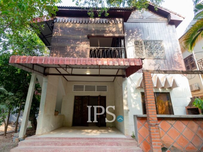 7 Bedroom House For Rent - Slor Kram