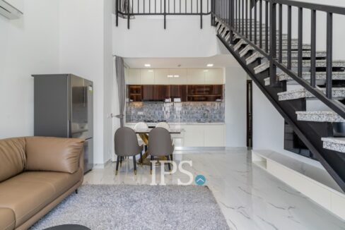Duplex 2 Bedroom Serviced Apartment For Rent - Boeung Trabek