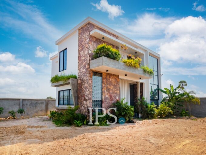 3 Bedroom Villa For Sale - Chreav
