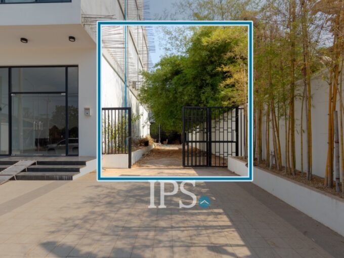 240 Sqm Warehouse For Rent - Kouk Chak