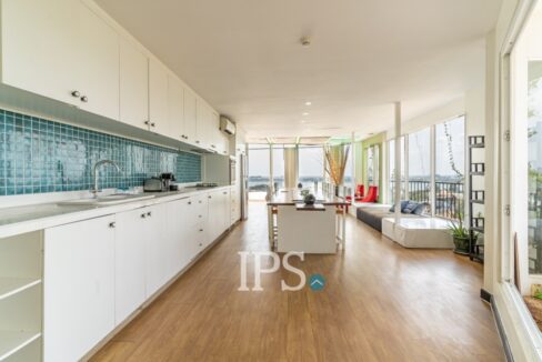 7 Bedroom Penthouse For Rent - Chroy Changvar