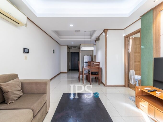 6th Floor 1 Bedroom Condo For Sale - De Castle Royal