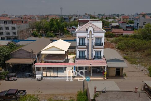 16 Bedroom Guesthouse For Sale - Slor Kram