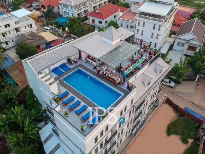 33 Bedroom Hotel For Rent - Svay Dangkum