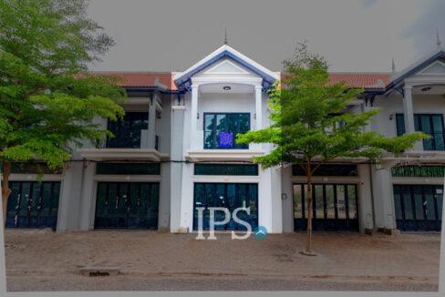 2 Bedroom Flat For Sale - Borey Tourism