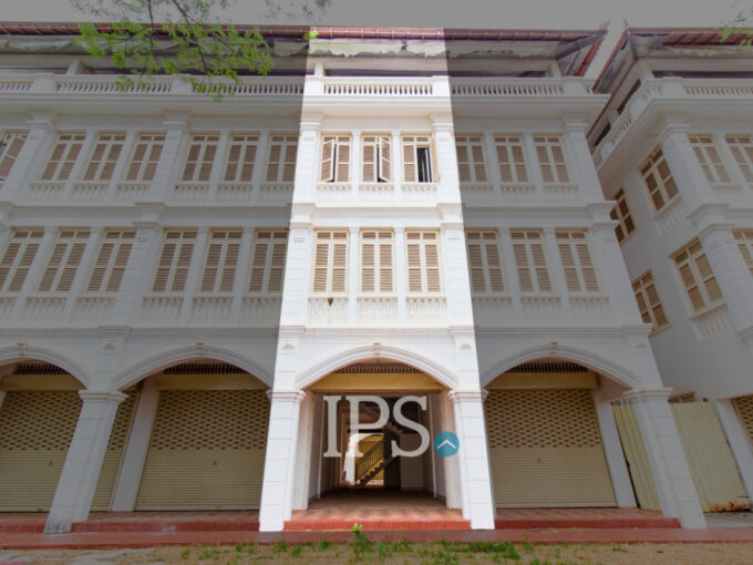 288 Sqm Shophouse For Rent - Sala Kamreuk