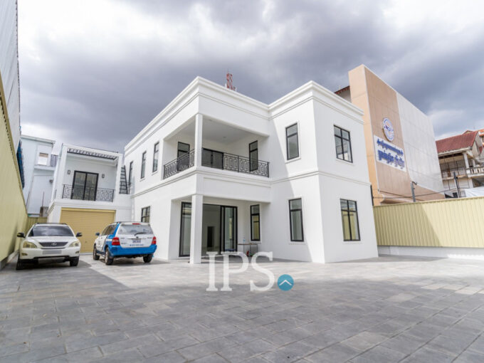 350 Sqm Commercial Villa For Rent - Boeung Kak 1