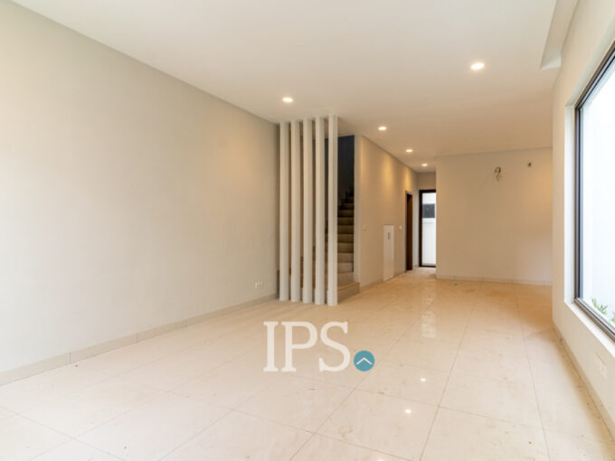 3 Bedroom Villa Plus Touch For Sale - Borey Chankiri